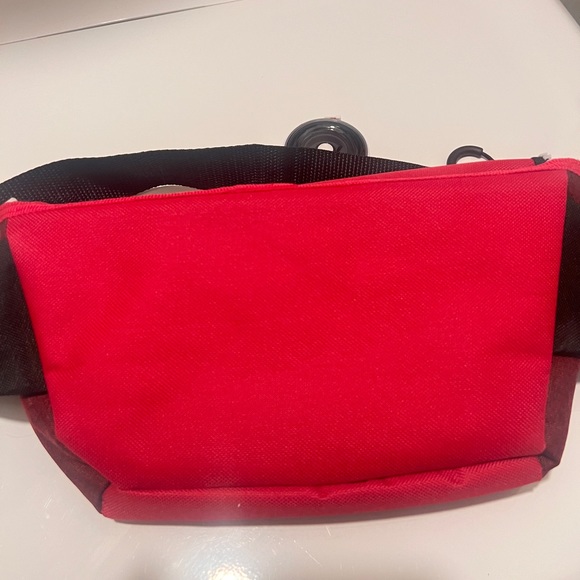 Coca Cola Insulated Fanny Pack. - Picture 5 of 7